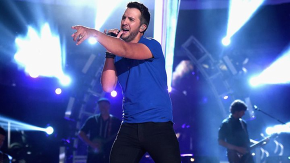 Luke Bryan, Little Big Town & Dustin Lynch at Shoreline Amphitheatre