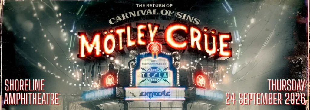 Mötley Crüe at Shoreline Amphitheatre - CA